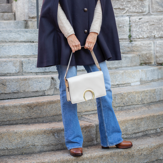 CLASSY tracolla corta elegante